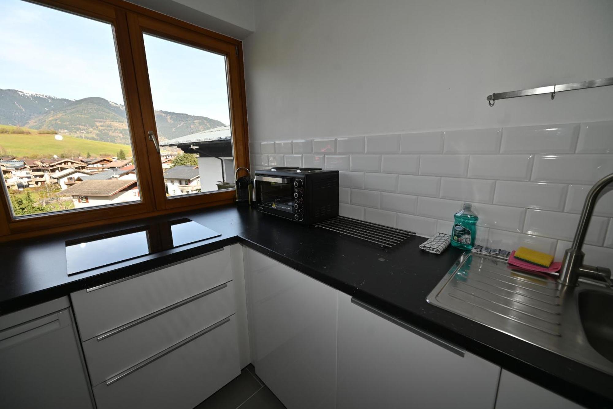 Apartement Karen Top 35 - By Four Seasons Apartments 카프룬 외부 사진